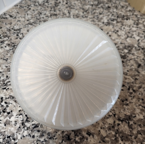 Vintage Beige Tupperware Juice Pitcher White Plunger Lid Collectable 800-1 - Picture 6 of 6